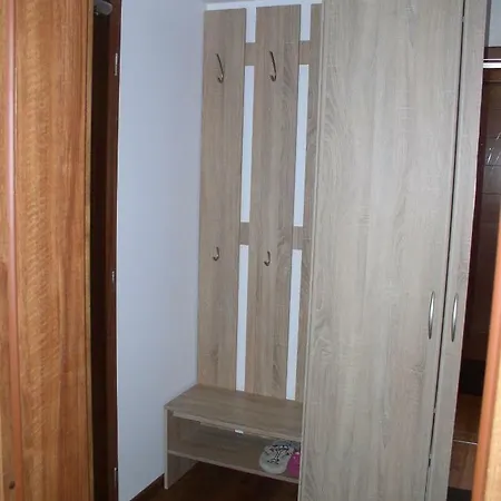 Cyril A 104 Homestay szállás *